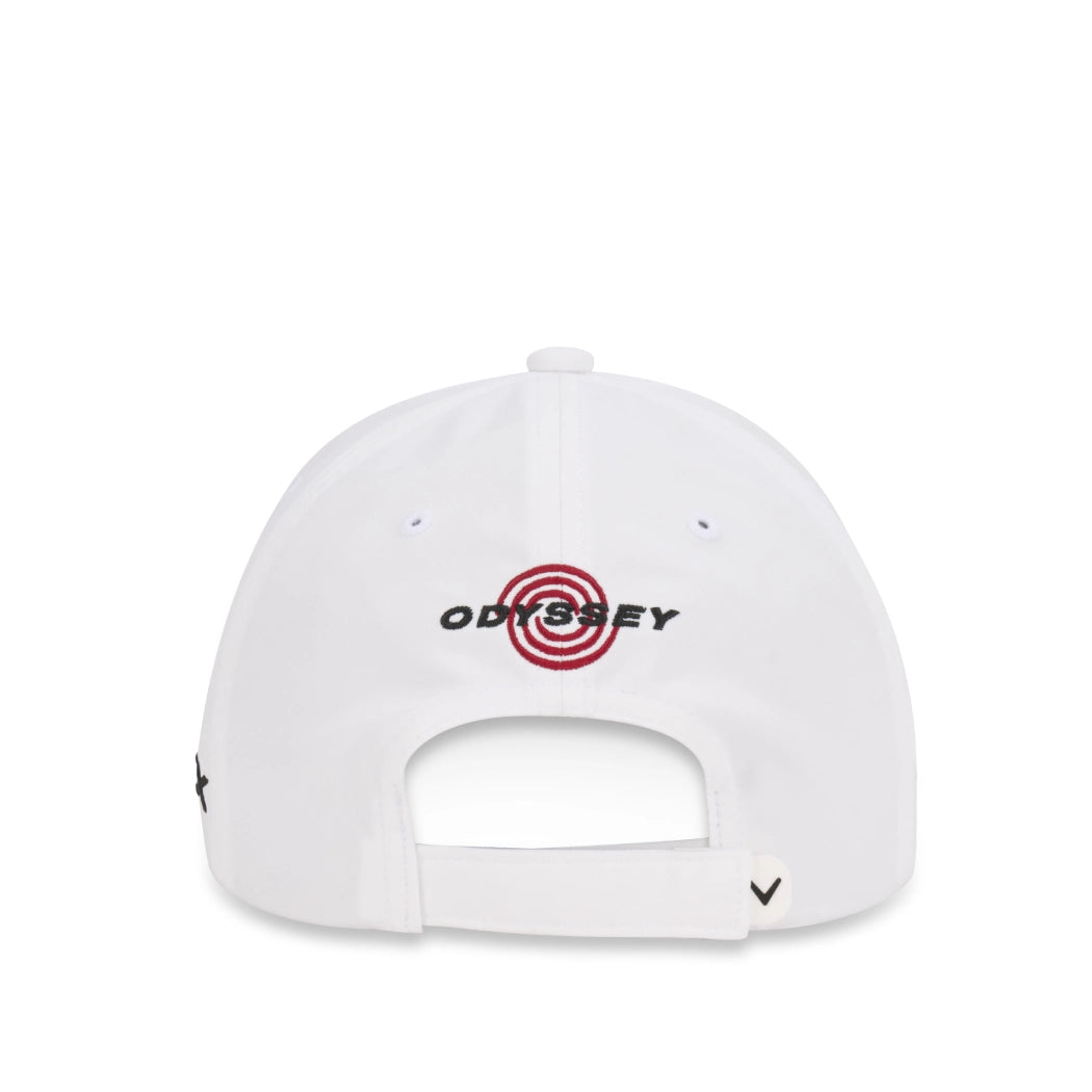 callaway-quantum-launch-caps-hvit-4.webp